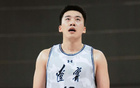 辽宁U22男篮大胜47分，中锋制霸篮下26+15，赵维伦得分破百得22分。